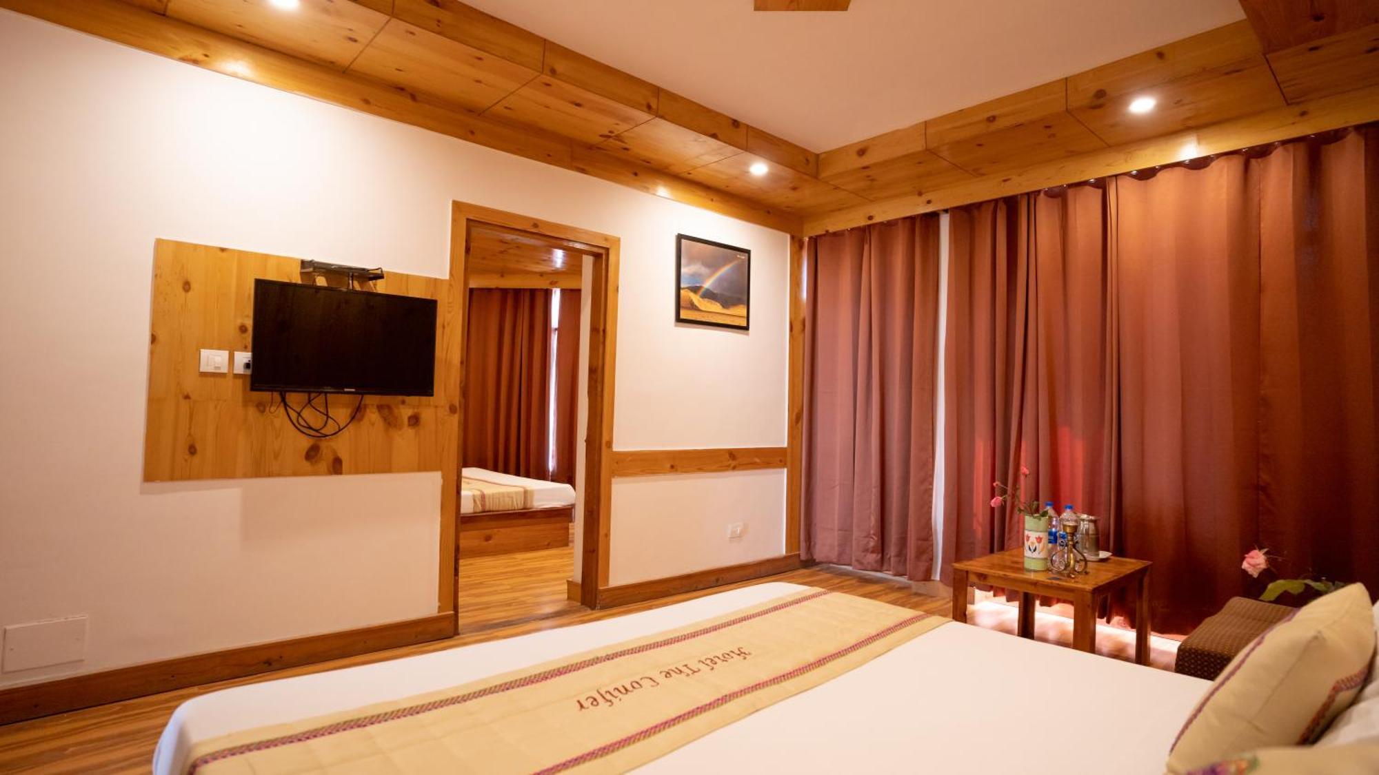 The Conifer Hotel Manāli Eksteriør billede