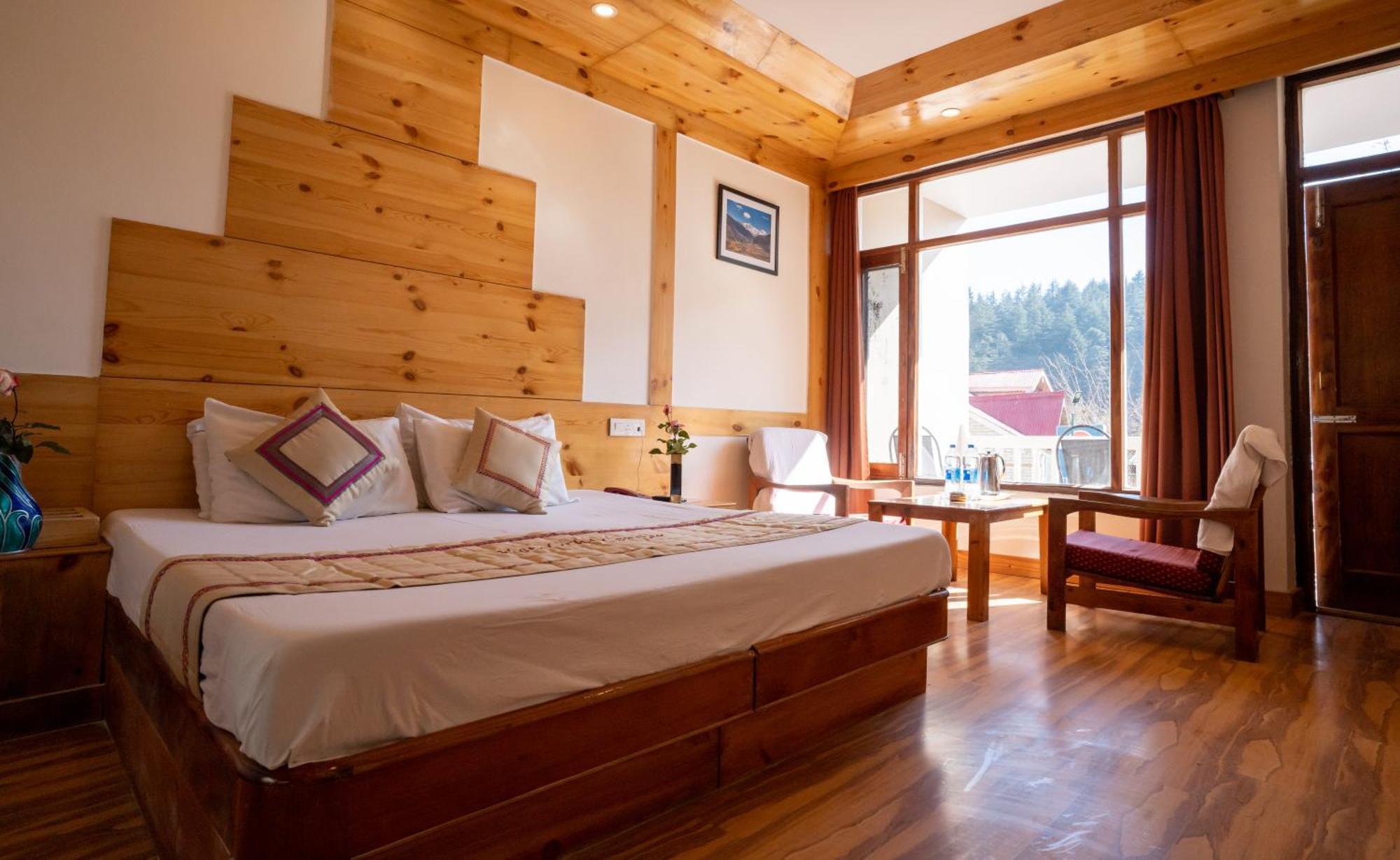 The Conifer Hotel Manāli Eksteriør billede